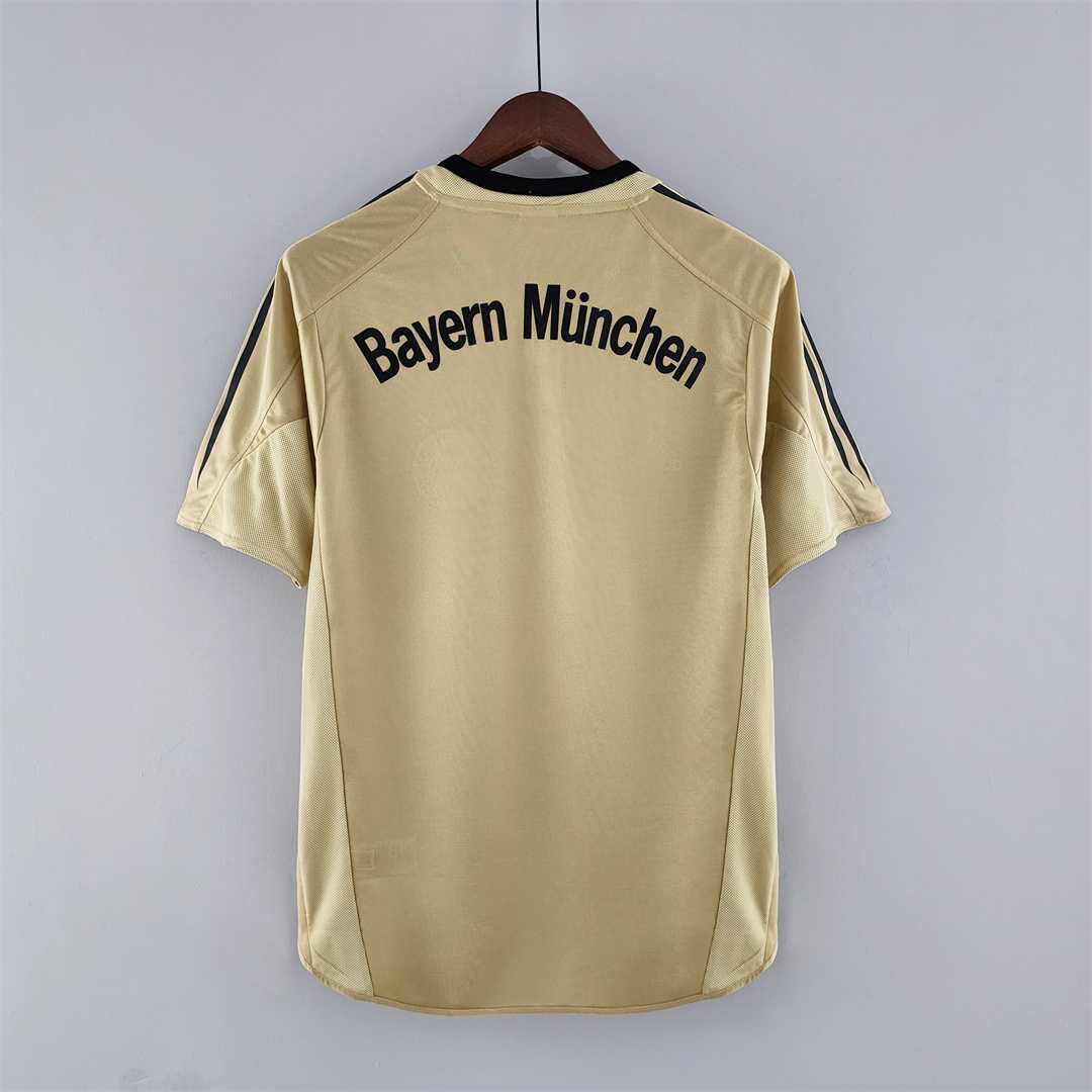 Bayern Munich 2004/05 Away