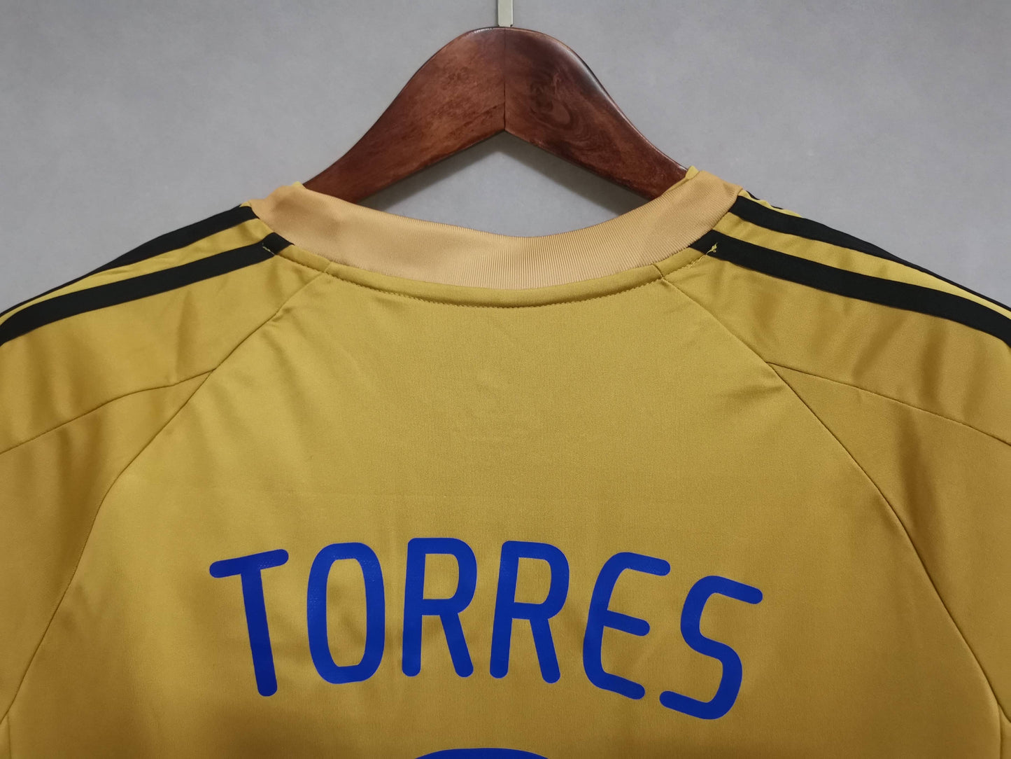 Spain 2008 Torres Away