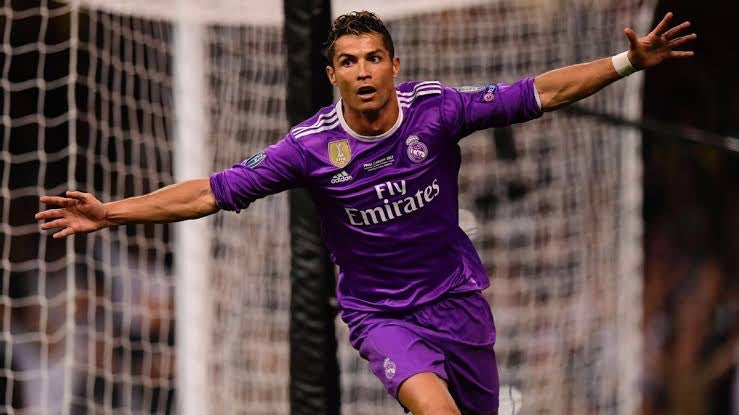 Real Madrid Ronaldo 2016/17 Long Sleeve