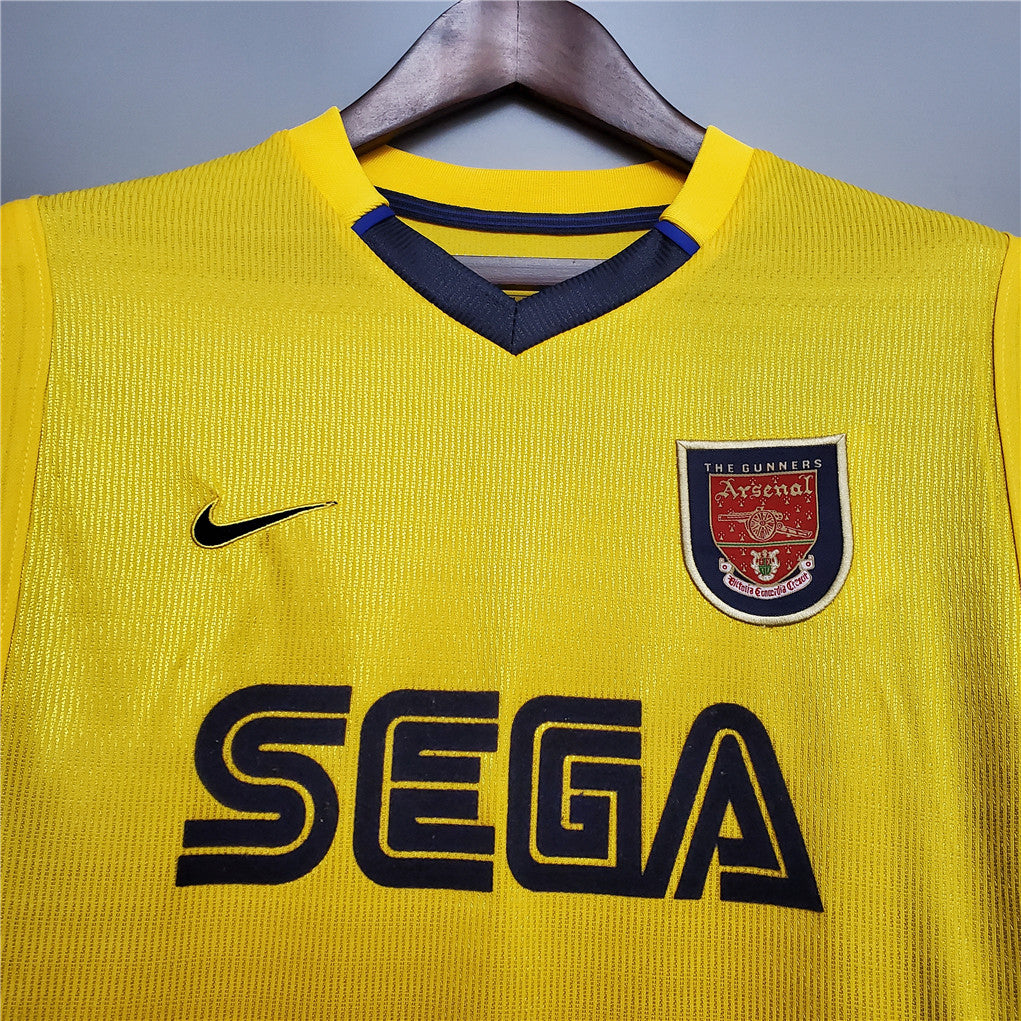 Arsenal 1999/2000 Bergkamp Away