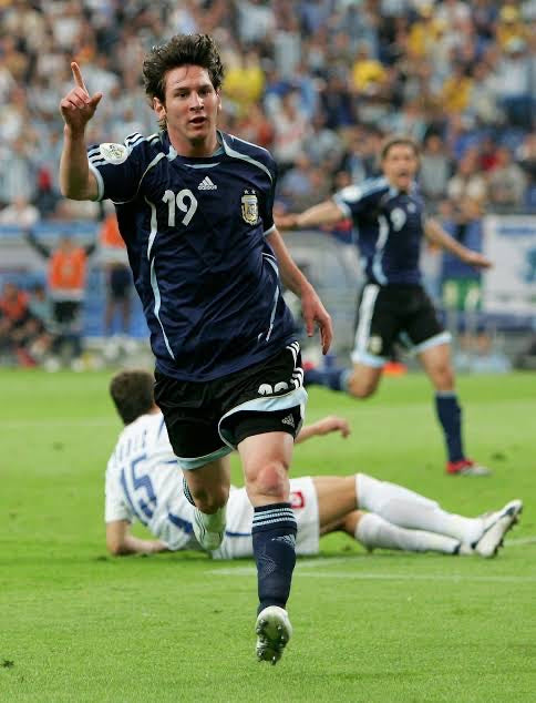 Argentina 2006 World Cup Messi Away