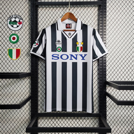 Juventus 1995/97 Zidane Home