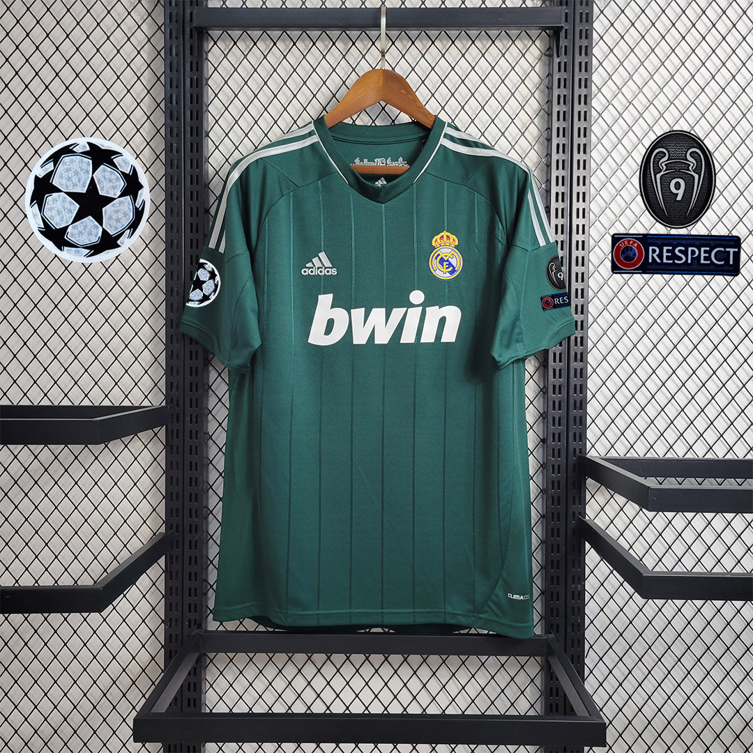 Real Madrid 2012/13 Ozil Away