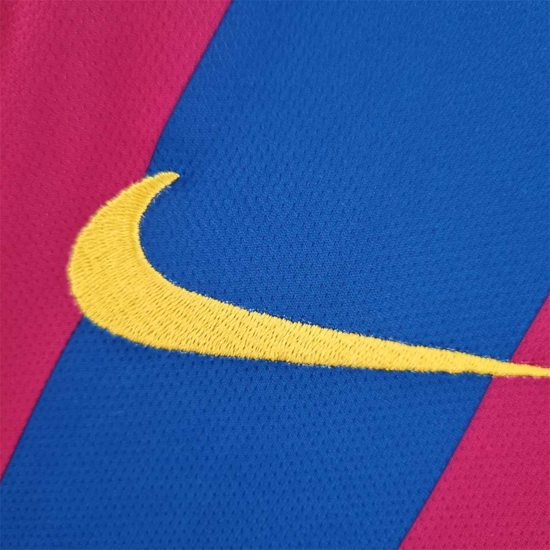 FC Barcelona 2005/06 Ronaldinho Home Long Sleeve