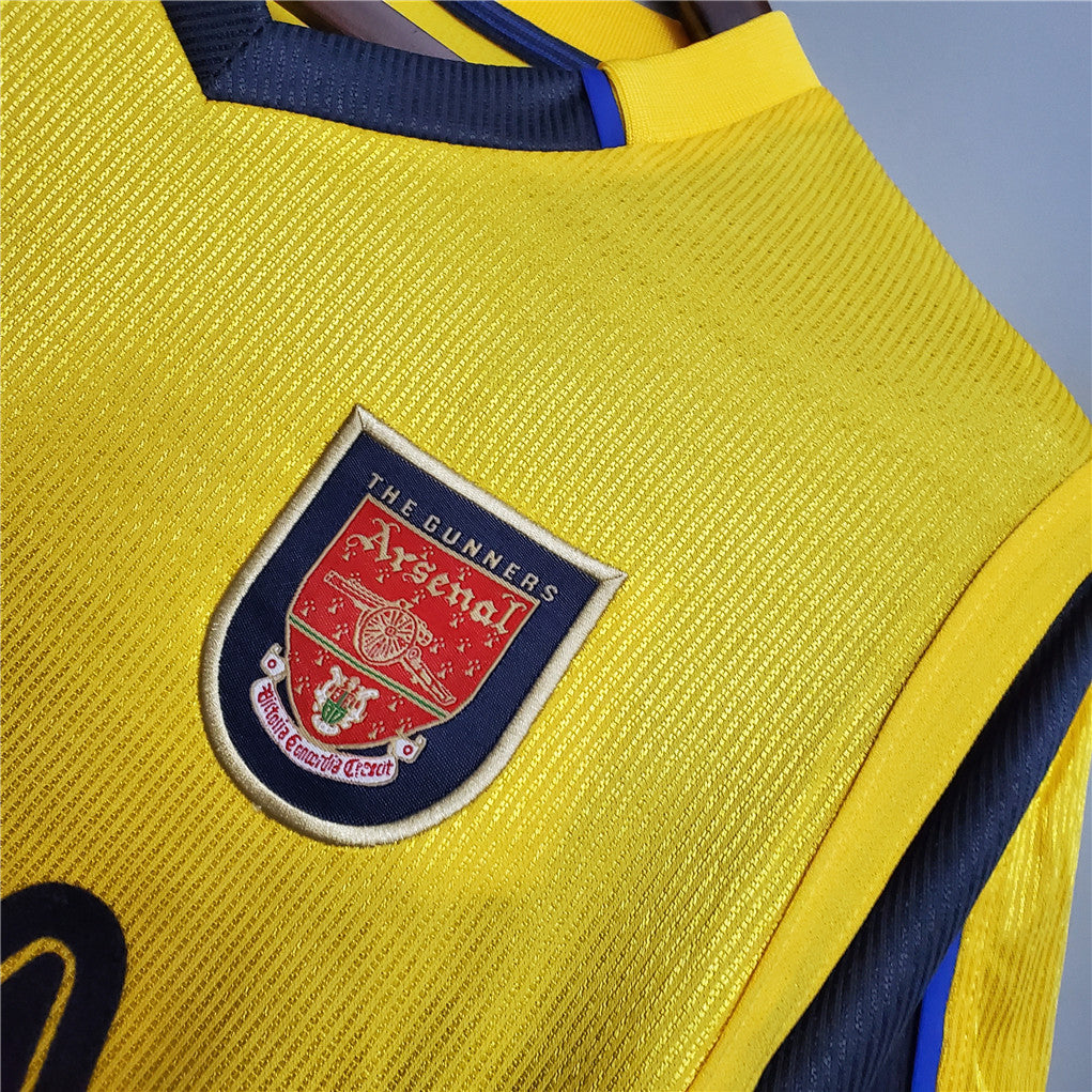 Arsenal 1999/2000 Bergkamp Away