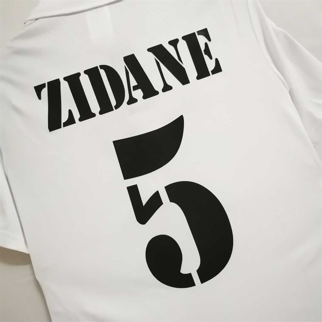 Real Madrid 2002/03 Zidane Home